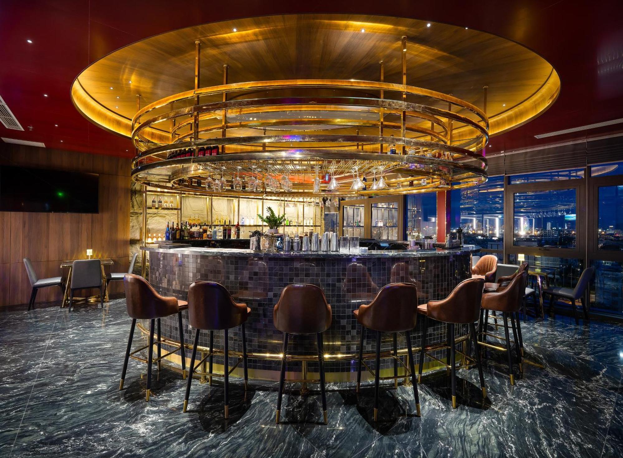 Golden Lotus Grand Da Nang - Panoramic Rooftop Bar & Daily Afternoon Tea Zewnętrze zdjęcie